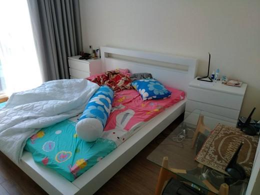 apartment for rent in Vinhomes Central Park Binh Thanh  District HCM BT105P3707 (3)